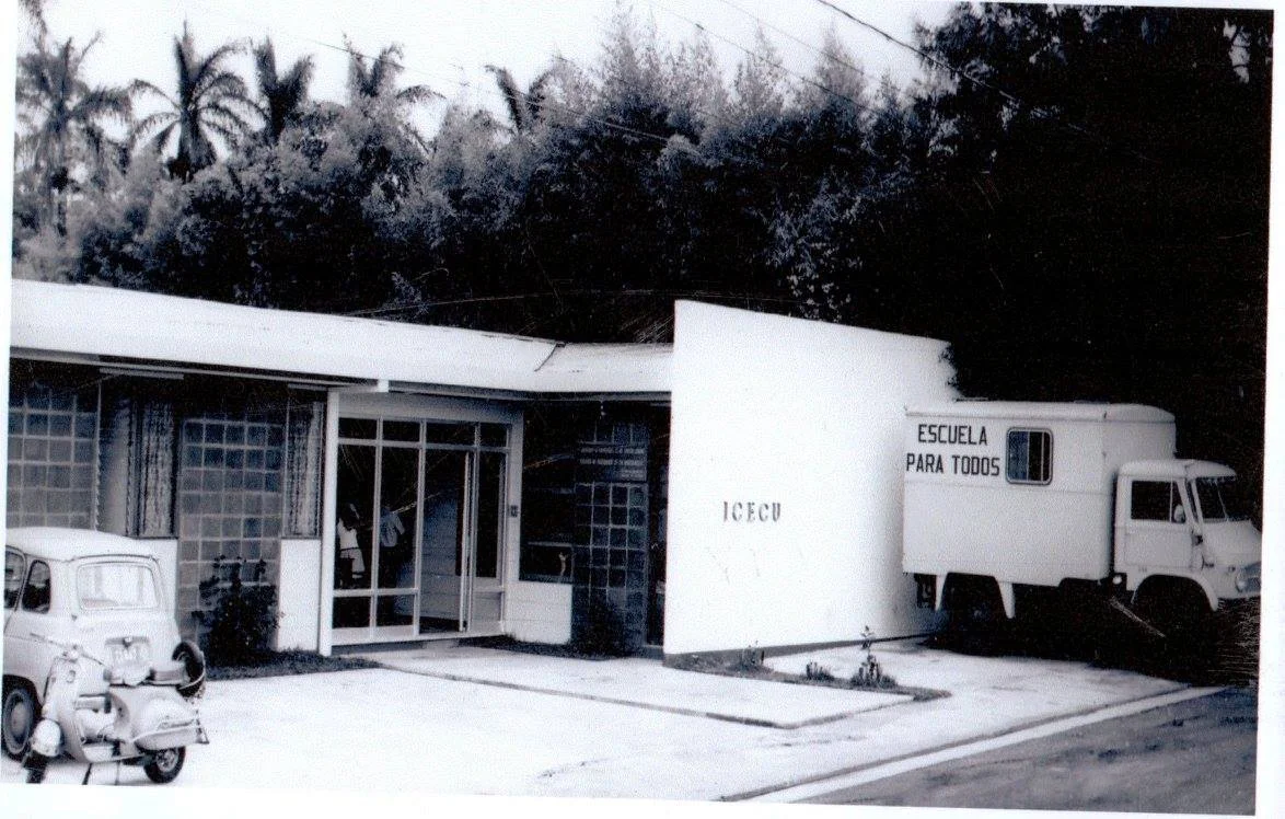 Fotografía del edificio antiguo del ICECU